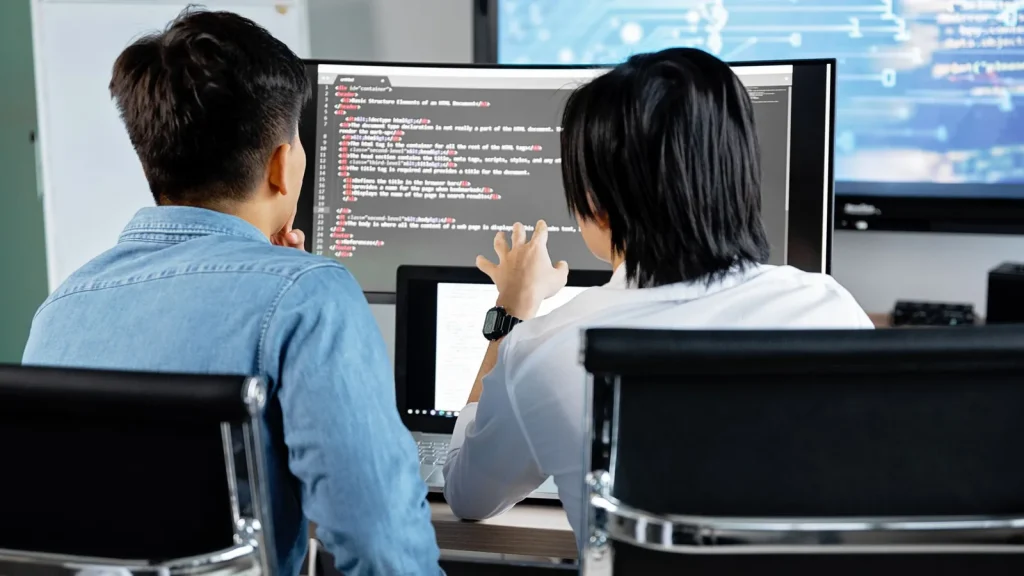 Integración de sistemas municipales mediante APIs y desarrollo de conectores